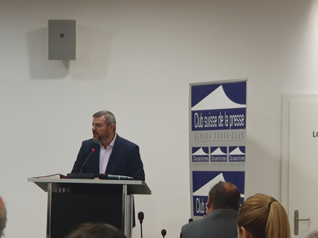 Pierre-Alain dard, lors de la présentation de Rhizome au public au club suisse de la presse le 25 novembre 2019 Pierre-Alain dard, lors de la présentation de Rhizome au public au club suisse de la presse le 25 novembre 2019