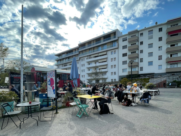 Ouverture des terrasses : A la roulotte de Nyon, «le temps est bon, le ciel est bleu »