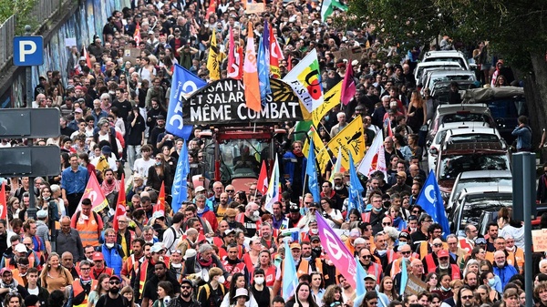 Quand la France grève, la Suisse regarde