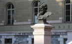 La statue de Carl Vogt, près de l'Université (Photo Karatsouba)